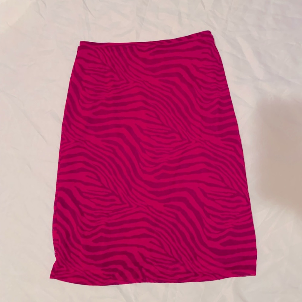 Vintage Express Y2K magenta midi skirt 🐅